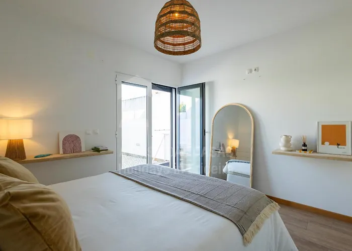 Valentin House By Acasadascasas * Santo Isidoro