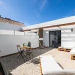 Valentin House By Acasadascasas